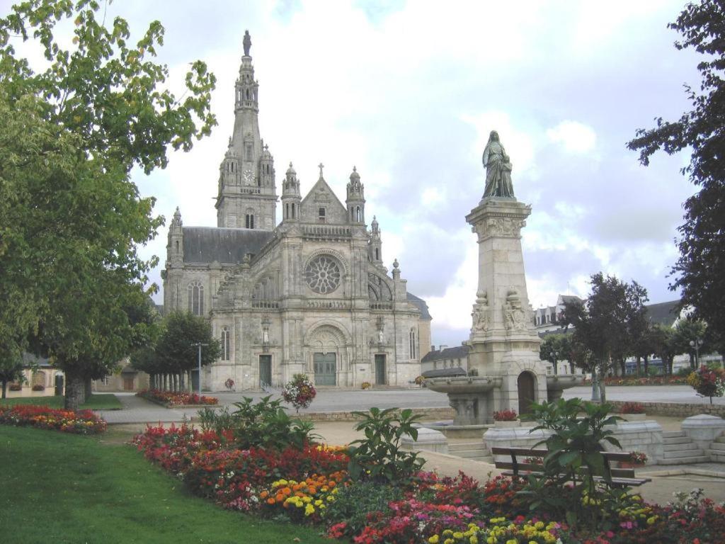 Villanna Saint Anne-dʼAuray Extérieur photo